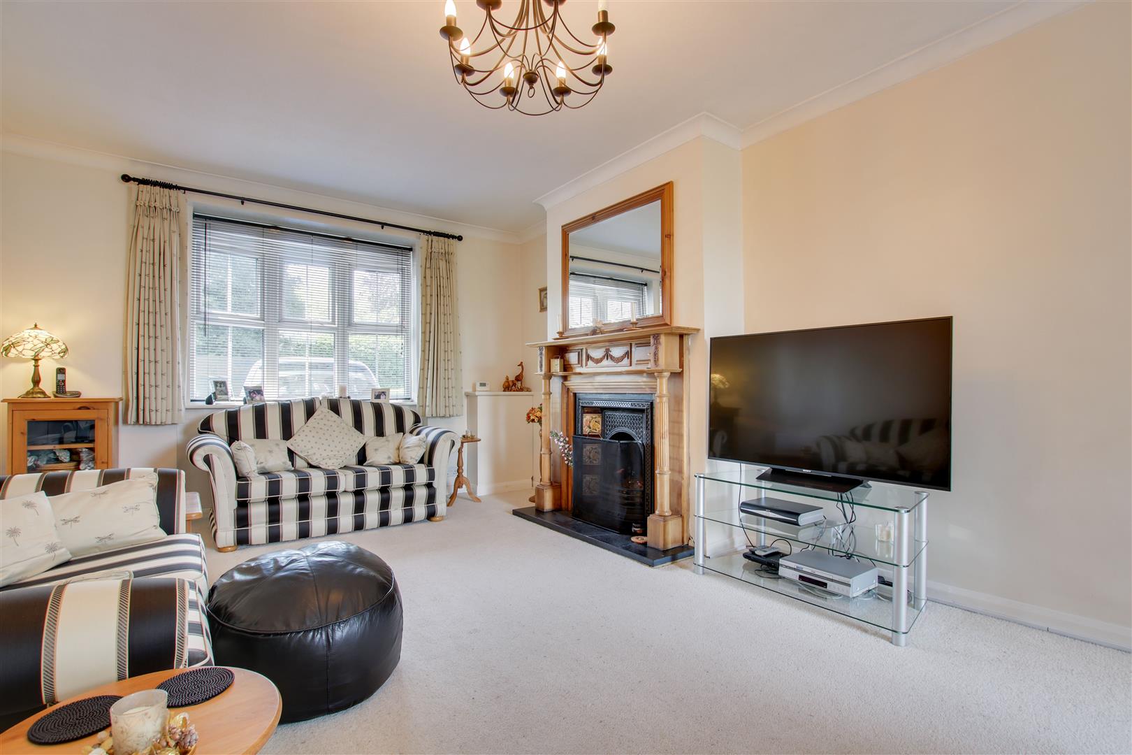 High Road, Wormley, Broxbourne Lanes Estate Agents